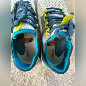 Olukai Wailuku Women’s Athletic Shoes size 7.5 white lagoon color thumbnail 5