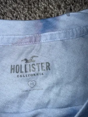 Hollister co. Women's Tie-dye T-shirt NWT size XS thumbnail 3