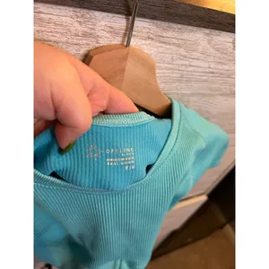 OFFLINE by Aerie Seamless Ribbed Crossover Crop Top Aqua Blue Short Sleeve M thumbnail 4