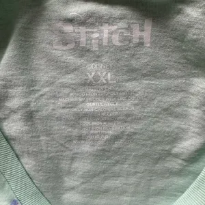 Disney Stitch and Angel Racing Car Mint T-shirt Size XXL thumbnail 4