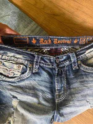 Rock Revival Embellished Back Pocket Skinny Jeans - Light Wash thumbnail 3