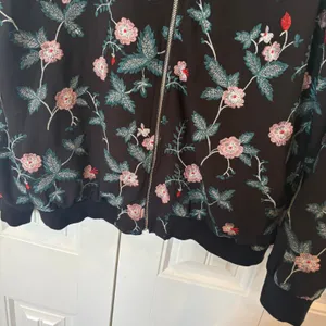 Emma‎ & Olivia Black Embroidered Jacket Size XL thumbnail 5