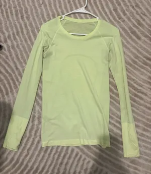 Swiftly Lululemon Long Sleeve thumbnail 1