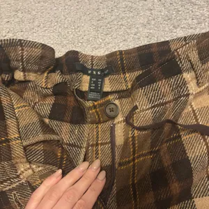 MNG by Mango Wool Plaid Brown and Tan Shorts with Drawstring Waist thumbnail 4