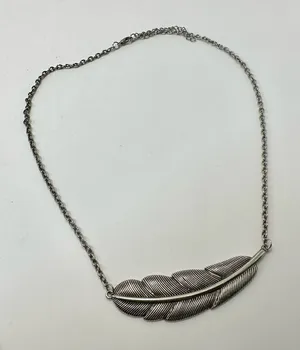 Silver tone feather pendant necklace thumbnail 1