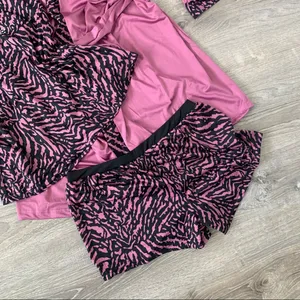 *NWT BEBE Animal Print Zebra Pink Pajama Set with Matching Belted Robe thumbnail 7