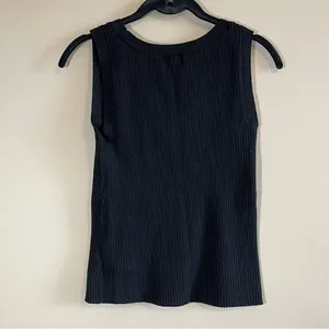 ✨ H&M Women’s Black Sweater Tank Top Small‎ thumbnail 4