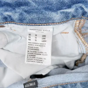 American Eagle Stretch Mom Jeans thumbnail 4