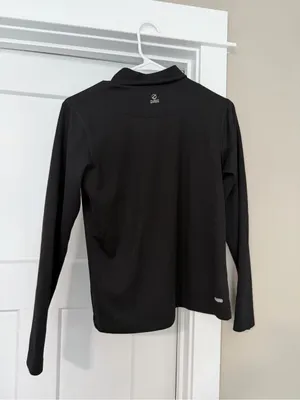 The North Face Women’s Black Quarter-Zip Pullover thumbnail 4