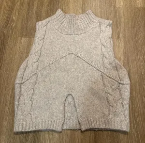 Pants Store Top thumbnail 1