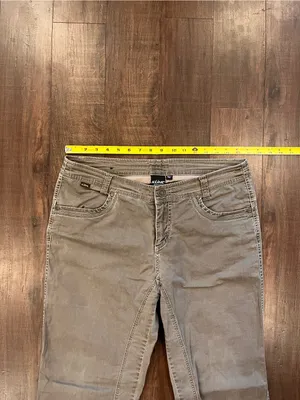 Kuhl Women’s Size 12 Hiking Pants Khaki Outdoor Cargo Trail Nylon Activewear thumbnail 4
