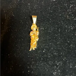 Jesus Pendant thumbnail 3