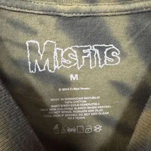 Misfits Mommy Can I Go Out & Kill Oversized Band Tie Dye M thumbnail 4