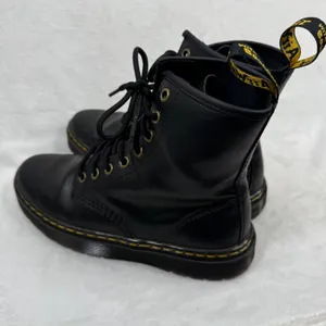 Dr. Martens Zavala Black Leather Combat Boots Womens‎ Size 5 USL AW004 Round Toe thumbnail 7