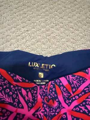 Lilly Pulitzer Luxletic Weekender High Rise Leggings Passion Fruit Pink Star thumbnail 9