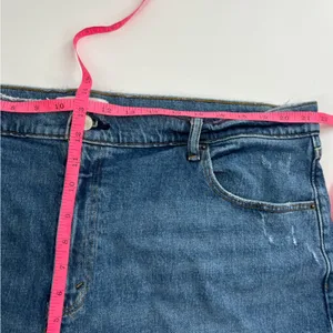 Abercrombie &e Fitch‎ The 4" Mom Short High Rise Jean shorts sz 20 thumbnail 4