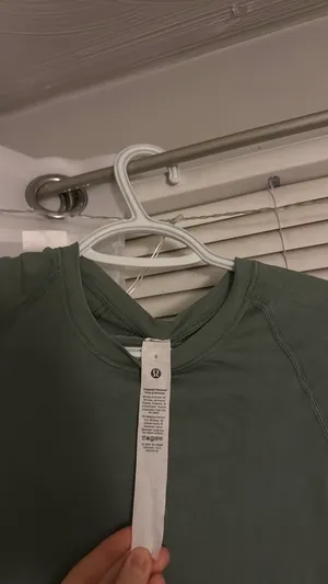 Lululemon Swiftly Tech Short Sleeve green size 0 fits a 4 thumbnail 2