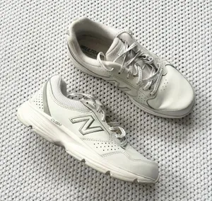 New Balance 411 Comfort Ride WA411LW1 White Walking Shoes Sneakers 7.5D Wide Wmn thumbnail 1