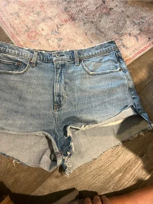 Abercrombie the mom High-Waist Light Blue Denim Cutoff Shorts thumbnail 4