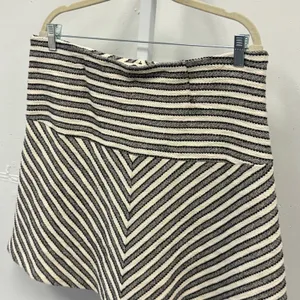 LOFT Ann Taylor Black White Chevron Striped Textured A-Line Mini Skirt Size Lg thumbnail 5
