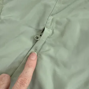 Alo Yoga Sleeveless Vest In Motion Size S Sage Green thumbnail 2