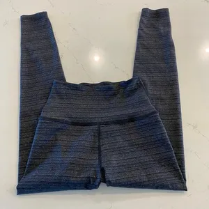 Beyond Yoga‎ Leggings Gray Heathered Size Small thumbnail 3