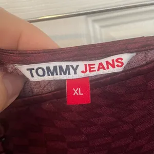 Purple Satin Mini Skirt Tommy Jeans Tommy Hilfiger Maroon Dark Academia thumbnail 6