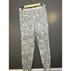 Entro Sweatpants Womens Medium Gray Leopard French Terry Jogger Lounge Cuffed thumbnail 5