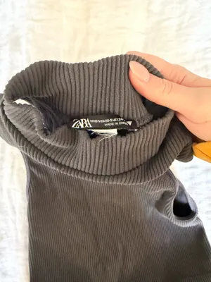 ZARA Ribbed Top thumbnail 3