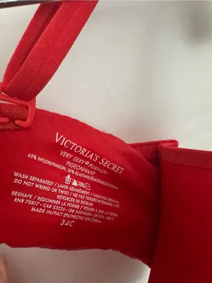 Victoria’s Secret Very Sexy Red Push Up Bra 34C thumbnail 2