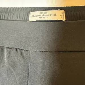 Abercrombie & Fitch wide leg Trousers thumbnail 3