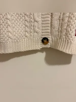 Taylor Swift The Red Era Cable Knit Cardigan size XS/S thumbnail 6