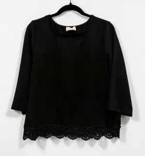 Everly Black 3/4 Sleeve Top Lace Hem Blouse Size Large thumbnail 1