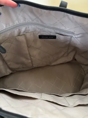 Michael Kors Tote Leather Bag thumbnail 2