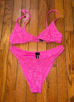 Triangl bikini small  thumbnail 1