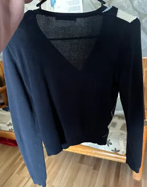 Sweater thumbnail 4