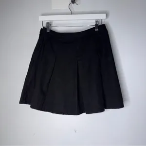 Hot‎ Topic Black Double Pleated Mini Skirt Grunge Dark Academia Women's M thumbnail 2