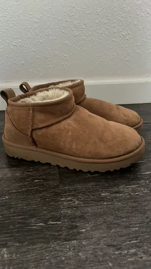Mini UGG Slippers Women’s Chestnut thumbnail 4