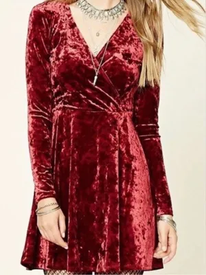 Forever 21 Crushed Velvet Wrap Dress Holiday Christmas Valentines Date Night Feminine Y2K thumbnail 1