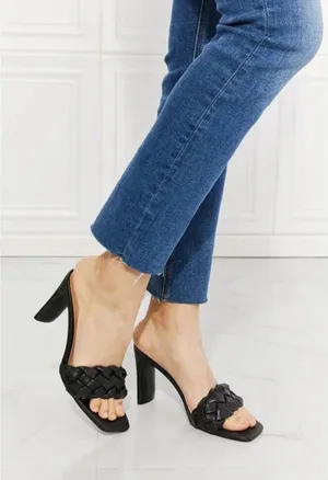 ✨Quipid Block Heel Braided Black Sz 10 Sandals✨ thumbnail 1