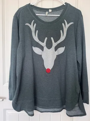 Cato‎ Plus 18/20W Glitter Reindeer Rhinestone Christmas Sweatshirt thumbnail 1