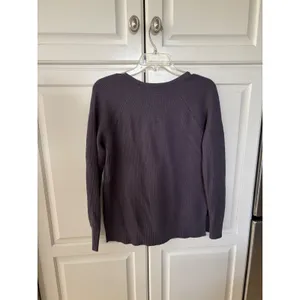 Athleta Womens Ribbed V-Neck Raglan Sweater ‎ Grey XS Long Sleeve Pullover thumbnail 4
