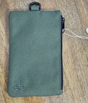 Free People Movement Green Phone Sling NWT FP Movement Green Phone Case thumbnail 1