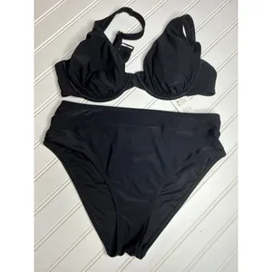 NWT Cupshe Lot of 2 Two Piece Bikinis 2-PC Bathing Suit Swim Beach Paddle Sz M thumbnail 4