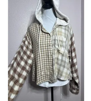 American Eagle Cropped Hooded Farmcore Plaid Brown Tan Flannel Shirt Size L thumbnail 2