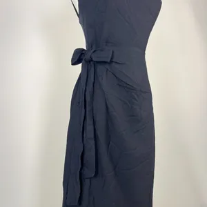 NWOT Farm Rio Linen Blend Black One Shoulder Bow Smocked Wrap Maxi Dress Sz M thumbnail 7