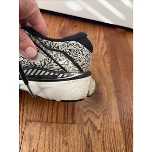 Brooks Adrenaline GTS 20 Sneakers Women’s Black White Athletic Shoes Size 9 thumbnail 7