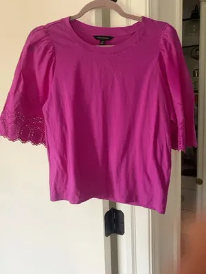 Banana Republic Fuchsia Eyelet Sleeve Top XS thumbnail 2