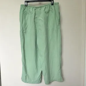 Silk Tommy Bahama Capri Pants Women's Med Macha Green Drawstring Pockets Lagen thumbnail 3