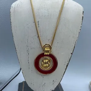 Vintage red enamel door knocker style necklace * thumbnail 2